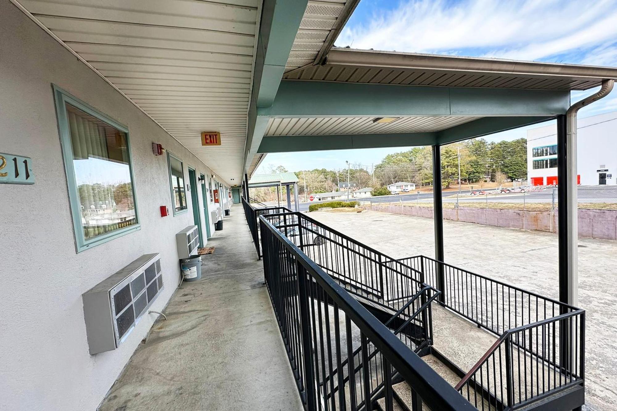 Garden Inn & Suites Rome Exterior photo